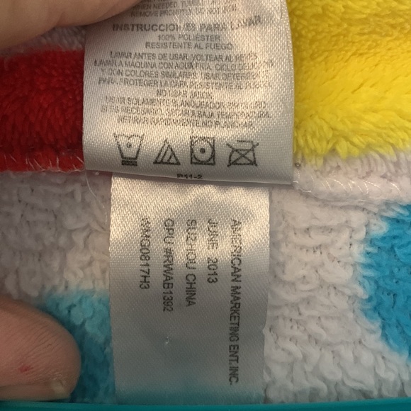 Girls bathrobe white with colored polka dots and has pockets - Picture 4 of 5